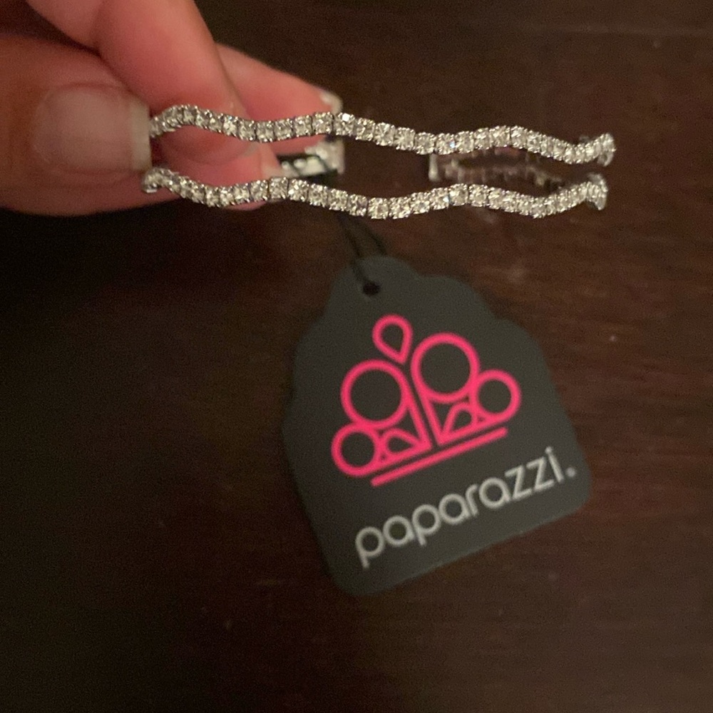Paparazzi rhinestone bangle bracelet